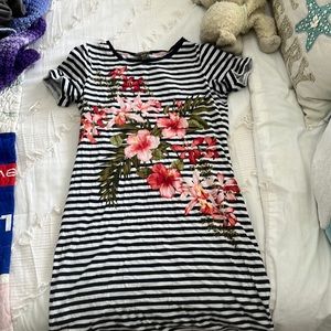 T-shirt dress